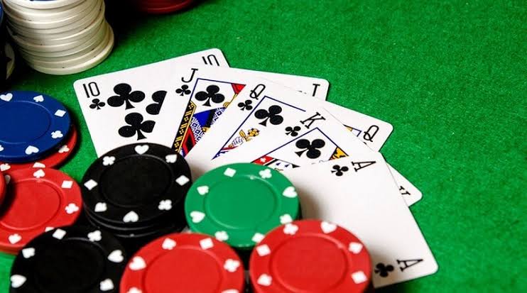 Xây dựng trong từng ván chiến thuật phù hợp